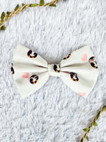 Penguin Hearts Bow