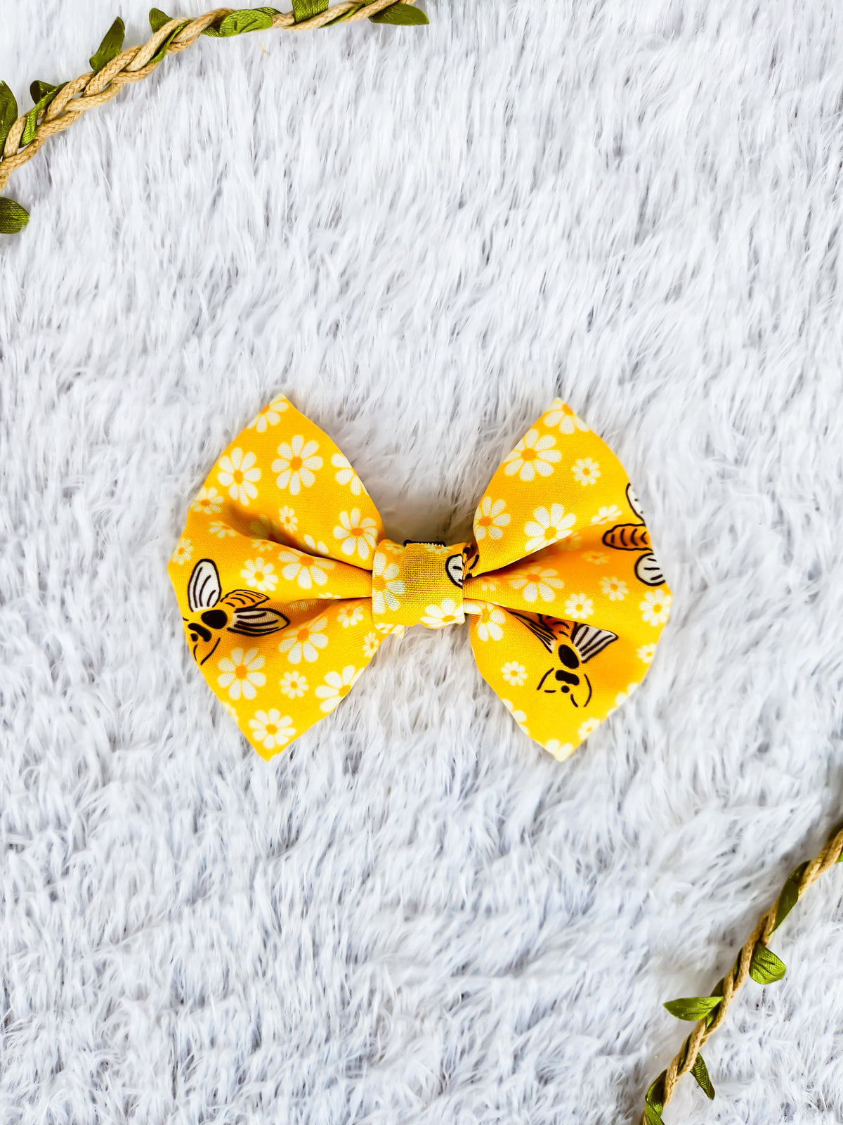 Bumblebee Bliss Bow