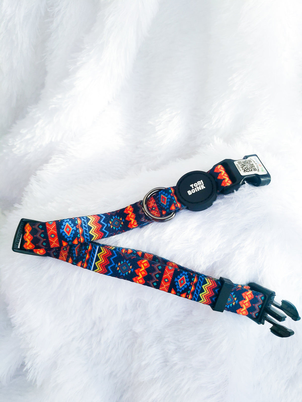 Tori Boink® Smart QR Collar – Classic Blue Plaid