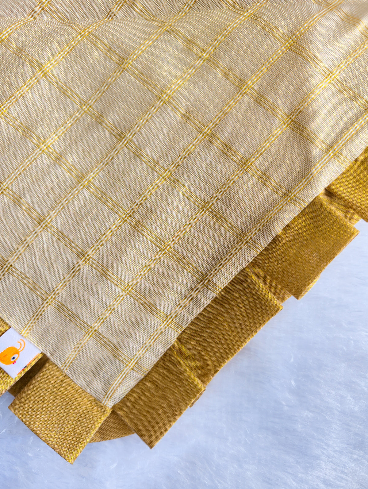 Onakodi – Gold Kasavu Check