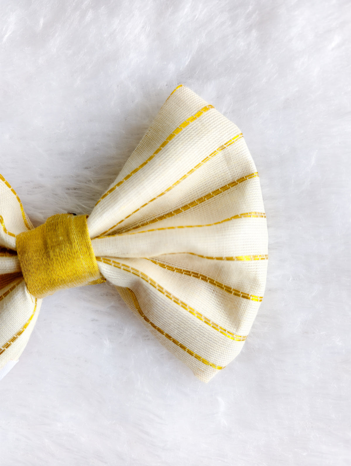Kasavu Stripes Bow