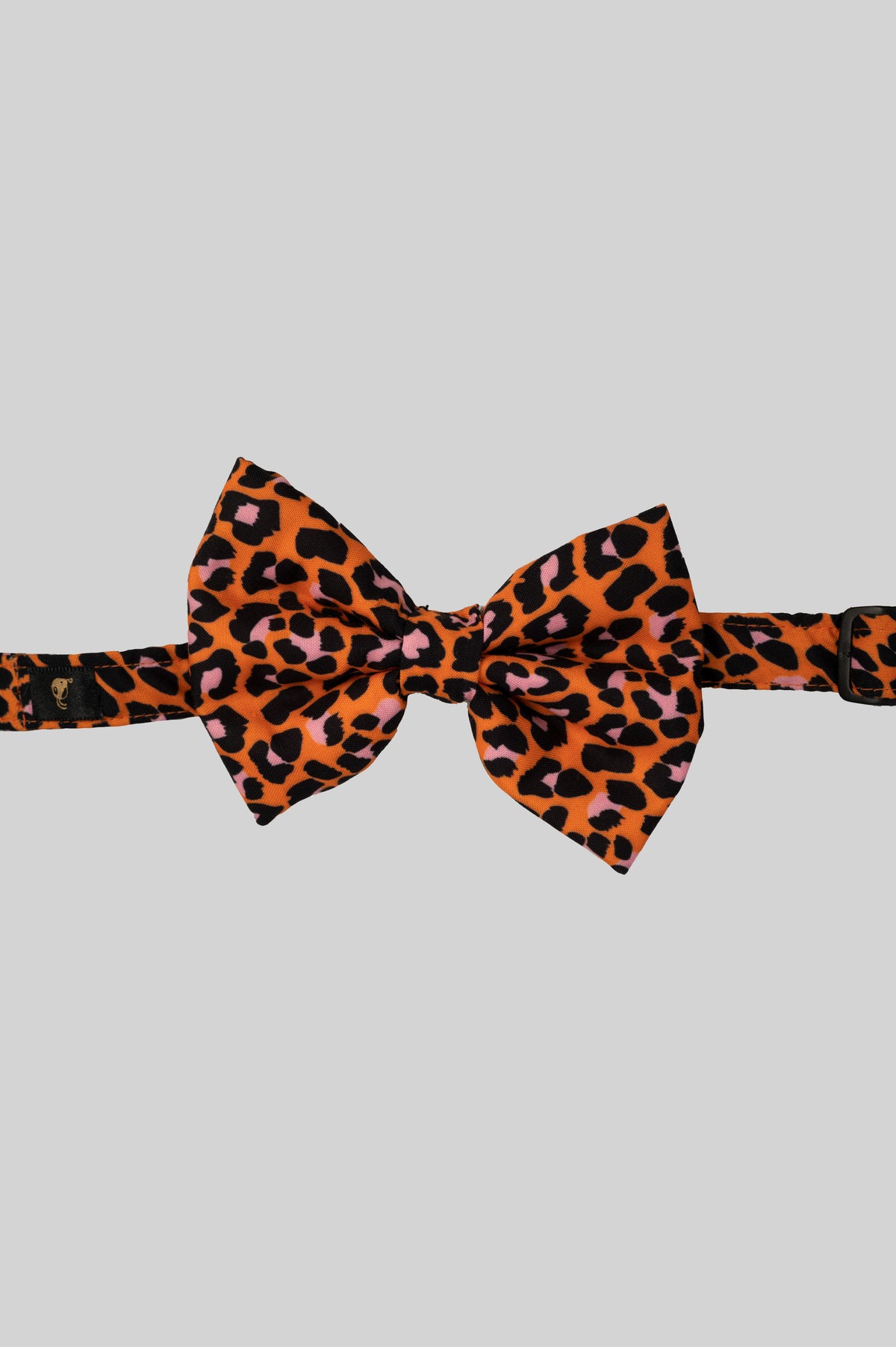 Leopard prints Bow Tie